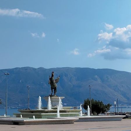 Vicky'S Central Apartment Corinth エクステリア 写真