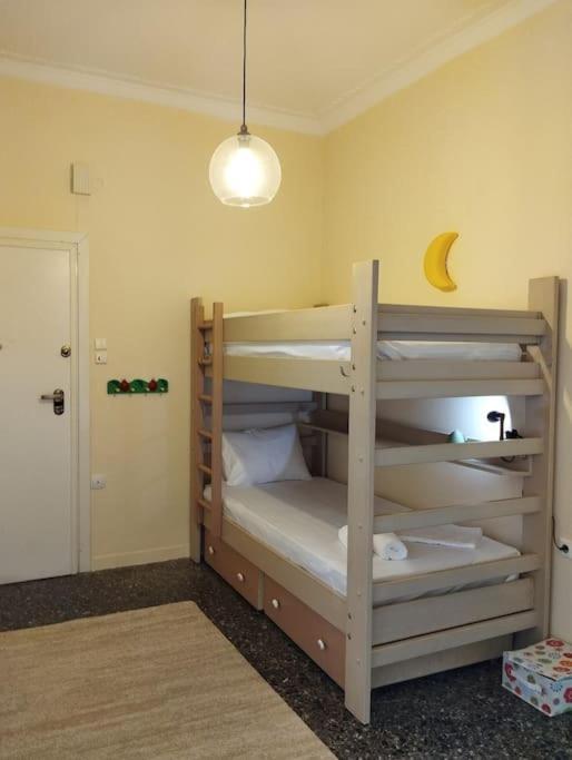 Vicky'S Central Apartment Corinth エクステリア 写真
