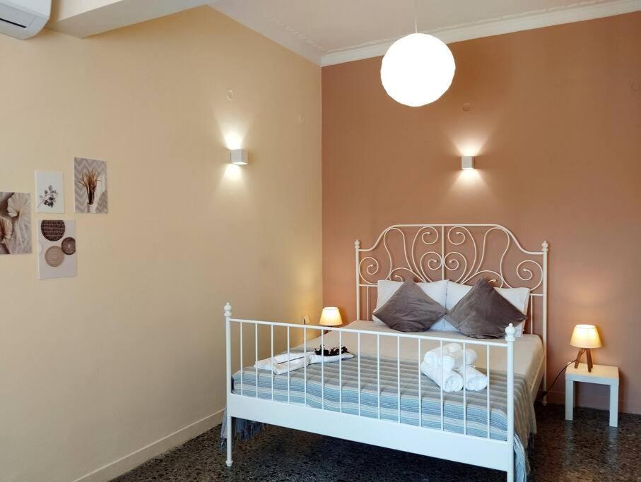 Vicky'S Central Apartment Corinth エクステリア 写真