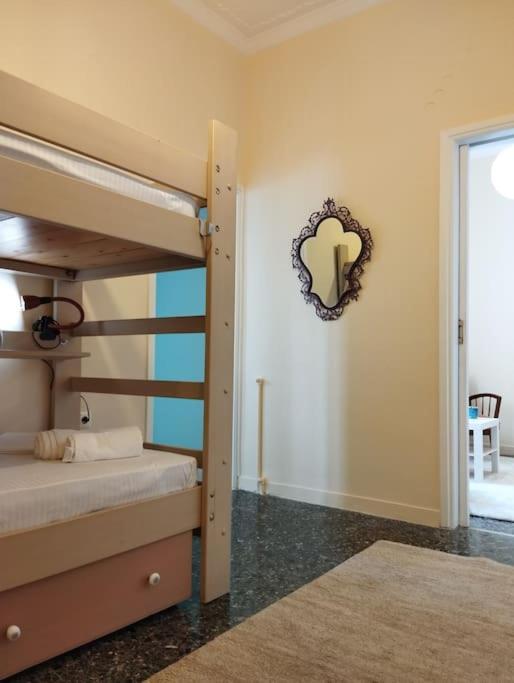 Vicky'S Central Apartment Corinth エクステリア 写真