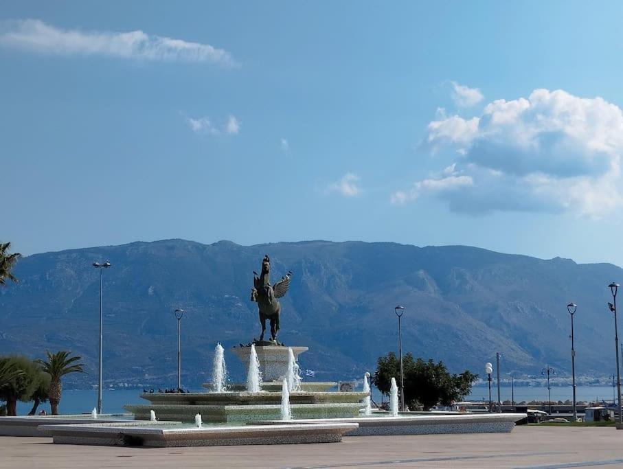 Vicky'S Central Apartment Corinth エクステリア 写真